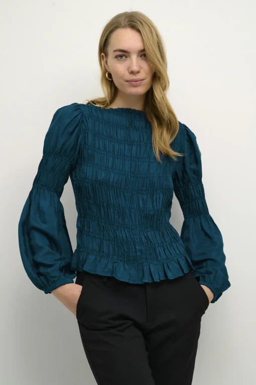 CRHenva Blouse