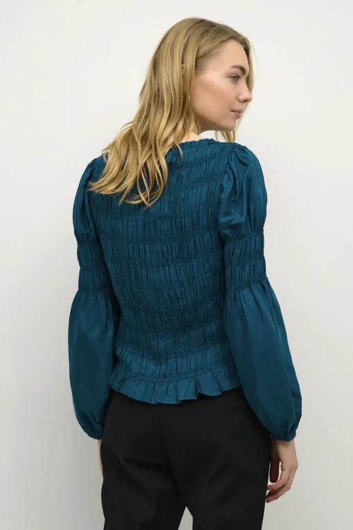 CRHenva Blouse