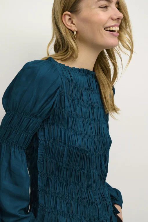 CRHenva Blouse