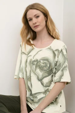 CRIkia T-shirt