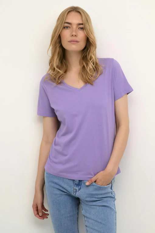 Naia T-shirt